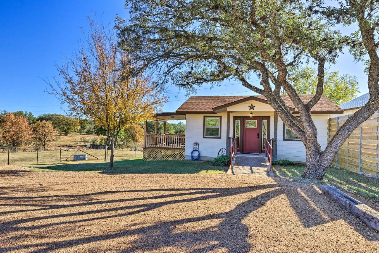 Cozy Fredericksburg Studio Near Wineries! Екстер'єр фото