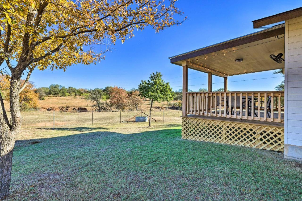 Cozy Fredericksburg Studio Near Wineries! Екстер'єр фото