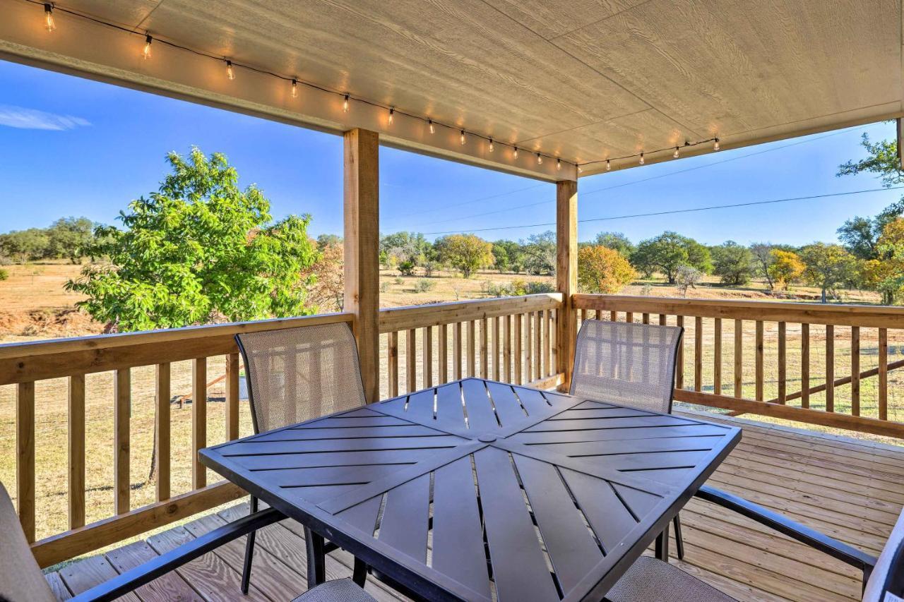 Cozy Fredericksburg Studio Near Wineries! Екстер'єр фото